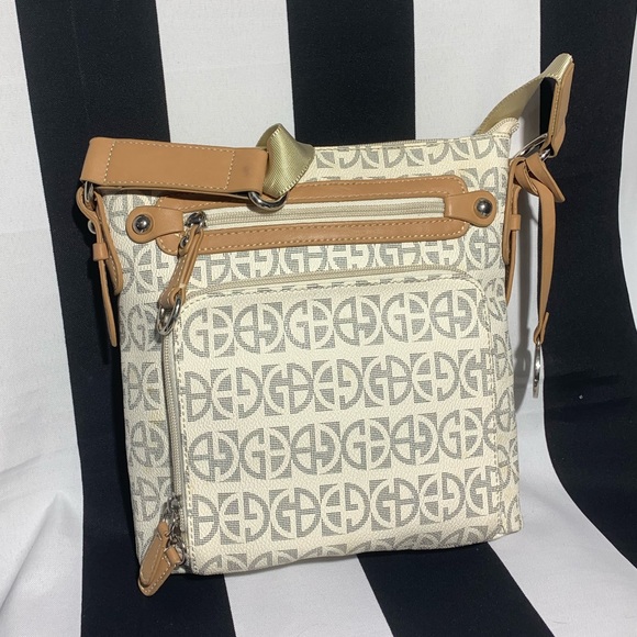 Giani Bernini Handbags - 🇺🇸4 FOR 20🇺🇸